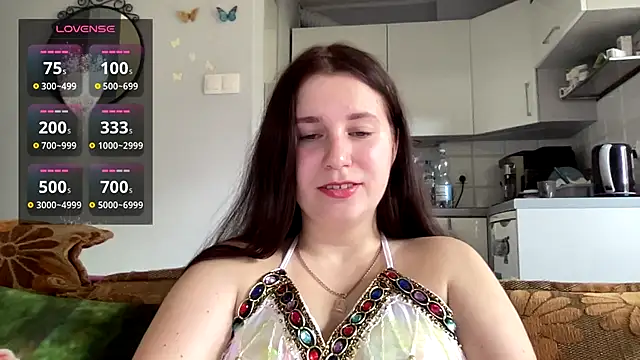 Snapshot of Teylor_Love chatting on October 17, 2025, 12:18 pm Teylor Love online show from October 17, 2025, 12:18 pm