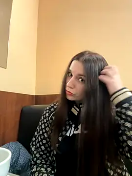 Snapshot of Teylor_Love chatting on October 10, 2025, 2:18 pm Teylor Love online show from October 10, 2025, 2:18 pm