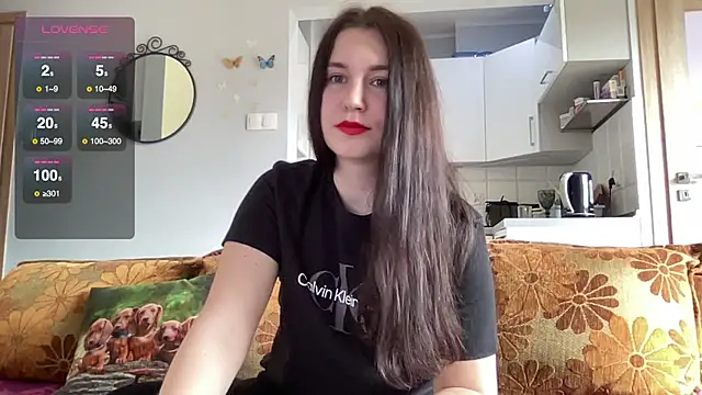 Snapshot of Teylor_Love chatting on February 25, 2025, 12:27 pm Teylor Love online show from February 25, 2025, 12:27 pm