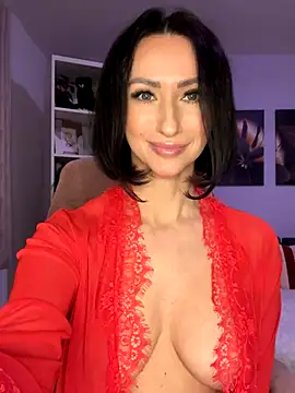 Snapshot of KatyEvanss chatting on October 29, 2025, 7:24 pm KatyEvanss online show from October 29, 2025, 7:24 pm