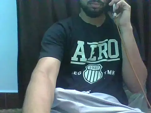 8inchlegendbro online show from May 24, 2026, 4:34 am