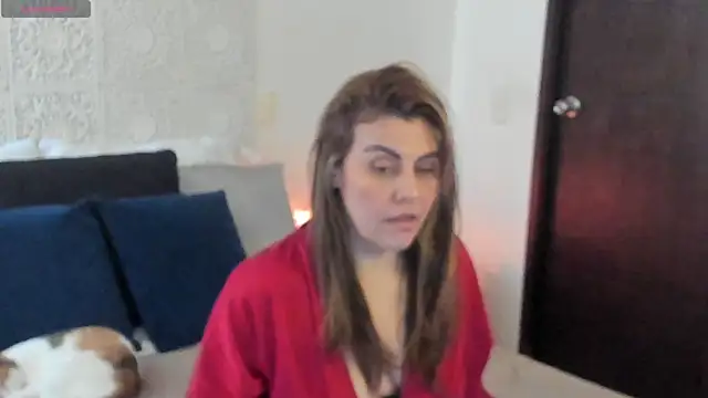 V monse online show from December 18, 2025, 4:44 pm