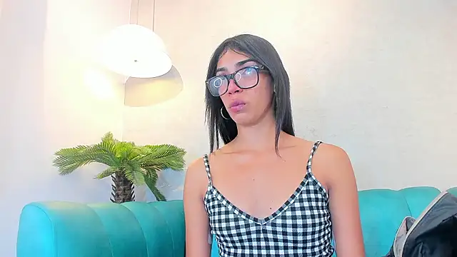 Snapshot of Alahia_Rodriguez chatting on February 26, 2026, 7:47 pm Alahia Rodriguez online show from February 26, 2026, 7:47 pm