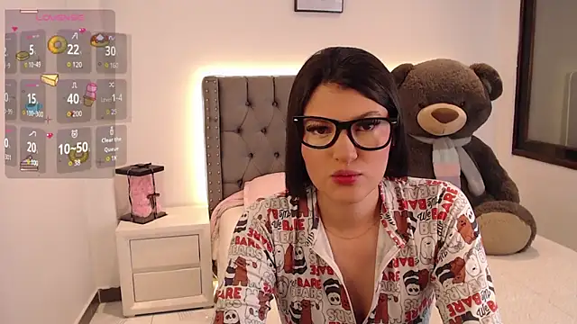 Snapshot of Nicols66 chatting on November 21, 2025, 10:53 pm Nicols66 online show from November 21, 2025, 10:53 pm