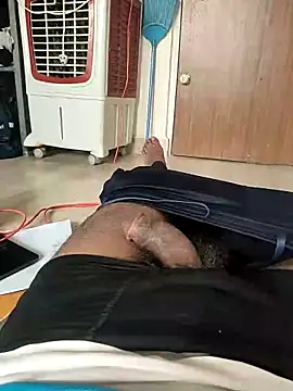 samlord261 online show from December 5, 2025, 9:41 am