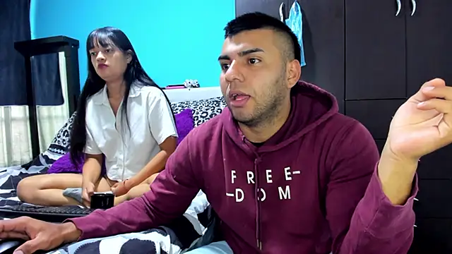 Snapshot of 2ScarletandRyan8 chatting on October 26, 2025, 10:59 am 2ScarletandRyan8 online show from October 26, 2025, 10:59 am