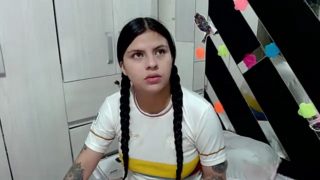 katery wok11 online show from October 24, 2025, 6:40 pm