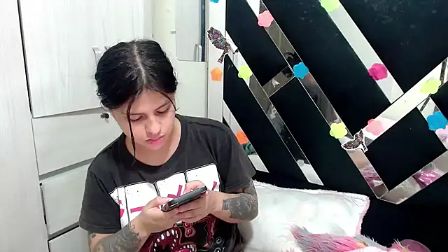 katery wok11 online show from November 4, 2025, 8:23 pm