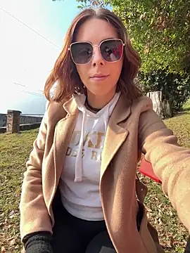 Mia Railey online show from February 1, 2026, 1:42 pm