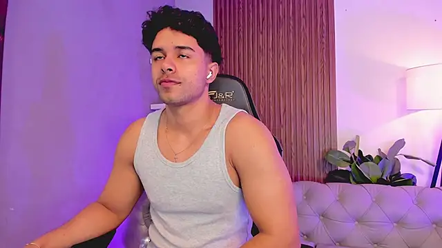 Snapshot of liam_collins21 chatting on December 15, 2025, 11:49 am liam collins21 online show from December 15, 2025, 11:49 am