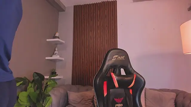 liam collins21 online show from April 9, 2026, 12:00 pm