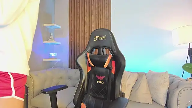 liam collins21 online show from February 25, 2026, 12:16 pm