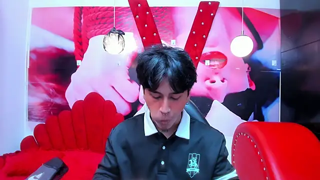 Snapshot of alex_477 chatting on November 8, 2025, 11:36 am alex 477 online show from November 8, 2025, 11:36 am