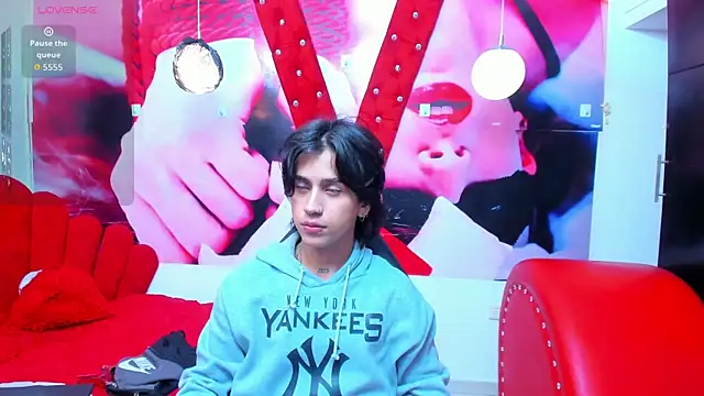 alex 477 online show from March 31, 2026, 11:34 am