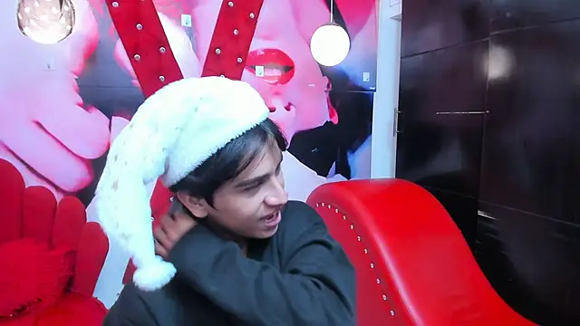 Snapshot of alex_477 chatting on December 5, 2025, 11:31 am alex 477 online show from December 5, 2025, 11:31 am