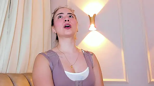 Snapshot of Lia_walton chatting on November 8, 2025, 3:26 pm Lia walton online show from November 8, 2025, 3:26 pm