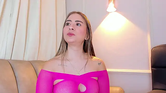 Snapshot of Lia_walton chatting on December 5, 2025, 12:15 pm Lia walton online show from December 5, 2025, 12:15 pm