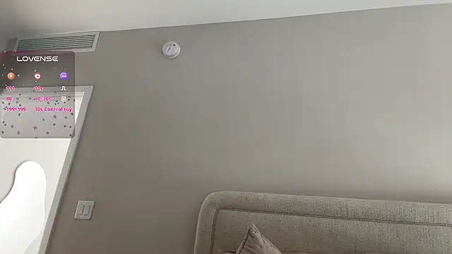 Snapshot of xoxoxjenn chatting on January 18, 2026, 6:44 pm xoxoxjenn online show from January 18, 2026, 6:44 pm