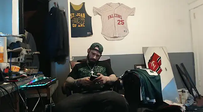 Snapshot of sledge901 chatting on February 14, 2025, 1:29 pm sledge901 online show from February 14, 2025, 1:29 pm