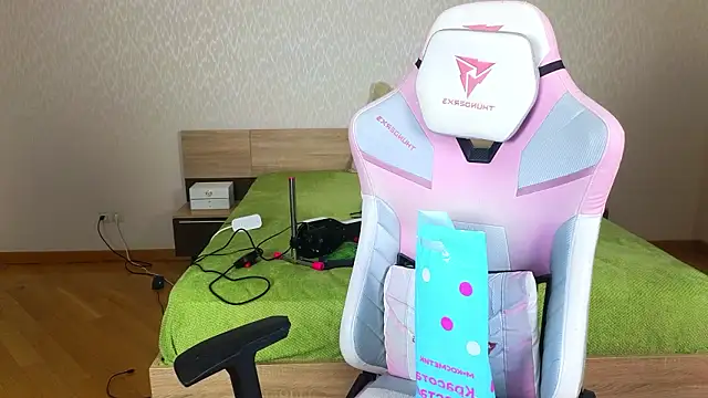 Cowell Adelina online show from March 7, 2026, 9:16 am