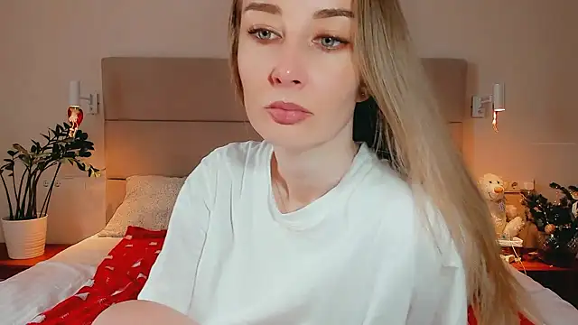 Snapshot of Maiami000 chatting on January 12, 2026, 12:01 pm Maiami000 online show from January 12, 2026, 12:01 pm