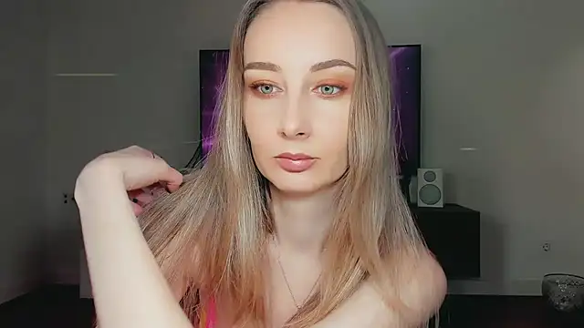 Snapshot of Maiami000 chatting on March 2, 2026, 11:39 am Maiami000 online show from March 2, 2026, 11:39 am