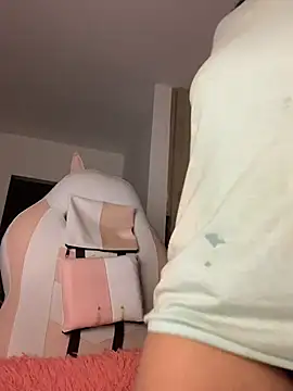 Snapshot of Alessiasex_ chatting on March 1, 2026, 6:19 pm Alessiasex online show from March 1, 2026, 6:19 pm