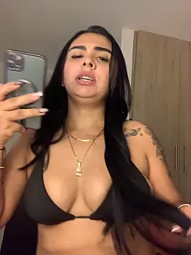 Snapshot of Alessiasex_ chatting on February 28, 2026, 6:40 pm Alessiasex online show from February 28, 2026, 6:40 pm