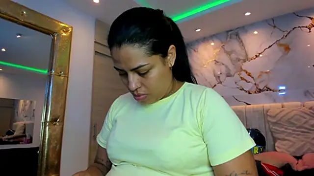 kiana cream online show from April 11, 2026, 11:36 am