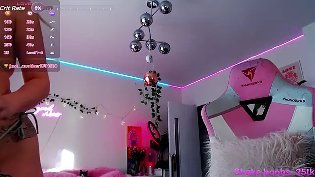 Snapshot of MollyPercocet-13 chatting on February 18, 2025, 6:26 am MollyPercocet-13 online show from February 18, 2025, 6:26 am