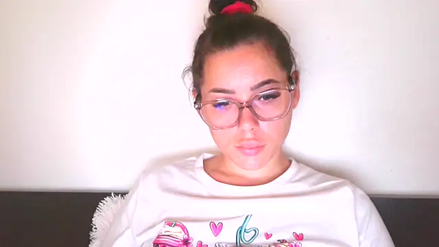 LovelyJulliette online show from October 24, 2025, 11:31 am