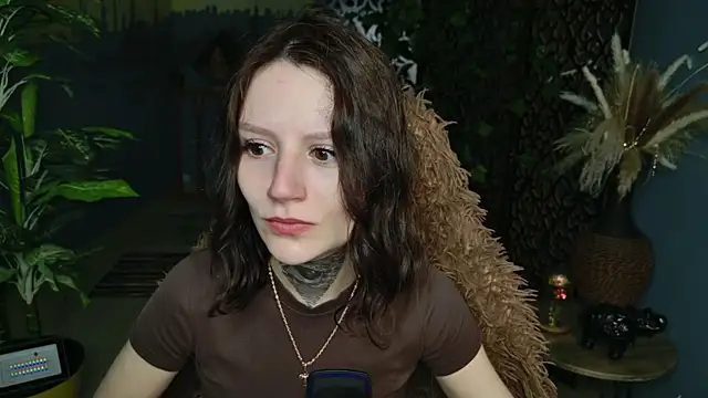 Snapshot of VeliraBraitberg chatting on July 7, 2026, 5:10 am VeliraBraitberg online show from July 7, 2026, 5:10 am