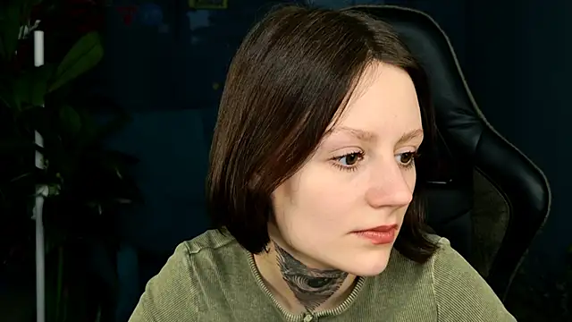 Snapshot of VeliraBraitberg chatting on March 13, 2025, 8:15 am VeliraBraitberg online show from March 13, 2025, 8:15 am