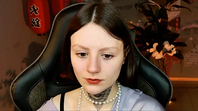 Snapshot of VeliraBraitberg chatting on March 19, 2025, 8:12 am VeliraBraitberg online show from March 19, 2025, 8:12 am