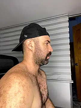 ADONIS ART01 online show from October 26, 2025, 10:43 pm