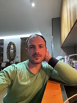 Snapshot of Adventurehotman chatting on October 7, 2025, 9:38 pm Adventurehotman online show from October 7, 2025, 9:38 pm