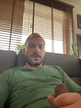 Snapshot of Adventurehotman chatting on January 6, 2026, 12:42 pm Adventurehotman online show from January 6, 2026, 12:42 pm