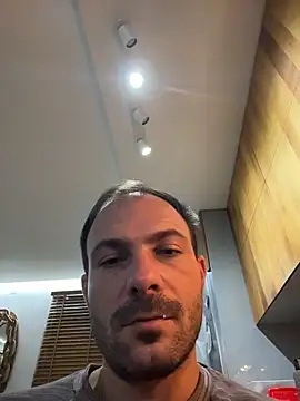 Snapshot of Adventurehotman chatting on October 30, 2025, 12:31 am Adventurehotman online show from October 30, 2025, 12:31 am