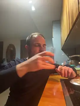 Adventurehotman online show from April 14, 2026, 7:41 pm