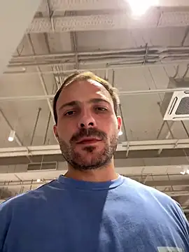 Snapshot of Adventurehotman chatting on September 21, 2025, 5:29 pm Adventurehotman online show from September 21, 2025, 5:29 pm