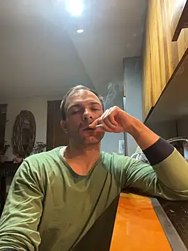 Snapshot of Adventurehotman chatting on February 28, 2026, 2:44 am Adventurehotman online show from February 28, 2026, 2:44 am