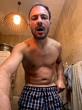 Snapshot of Adventurehotman chatting on September 11, 2025, 8:03 am Adventurehotman online show from September 11, 2025, 8:03 am