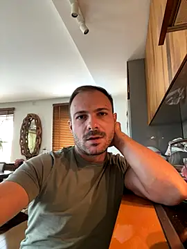 Snapshot of Adventurehotman chatting on September 25, 2025, 11:16 am Adventurehotman online show from September 25, 2025, 11:16 am