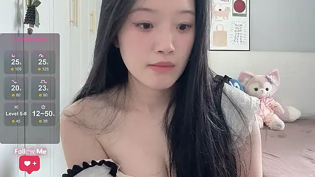 Snapshot of rose-u chatting on June 18, 2026, 4:33 am rose-u online show from June 18, 2026, 4:33 am