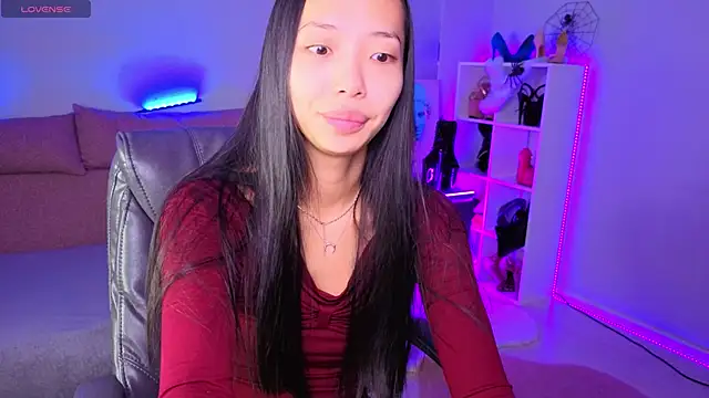 Snapshot of _MIURA_ chatting on November 2, 2025, 12:59 am MIURA online show from November 2, 2025, 12:59 am