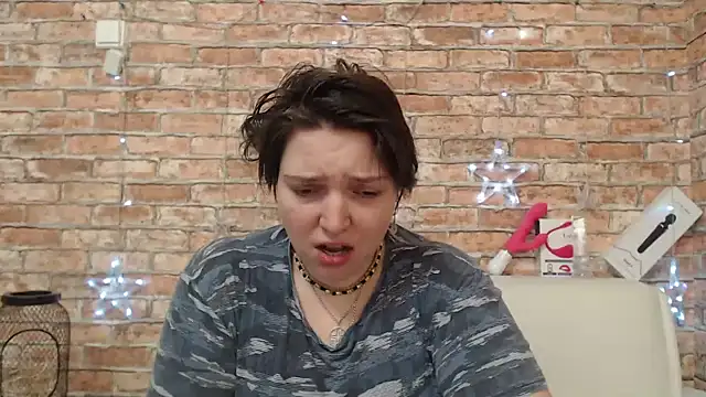 Snapshot of Amelia_Kiss_ chatting on December 19, 2025, 12:36 am Amelia Kiss online show from December 19, 2025, 12:36 am