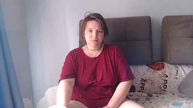 Amelia Kiss  online show from June 22, 2026, 1:55 am