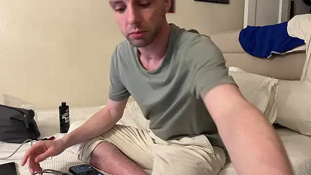 Snapshot of CupidZass chatting on February 1, 2025, 2:16 am CupidZass online show from February 1, 2025, 2:16 am