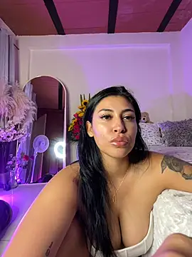 Snapshot of Sol_Miller chatting on March 10, 2025, 9:29 pm Sol Miller online show from March 10, 2025, 9:29 pm