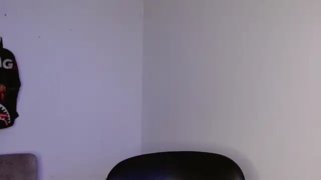 Snapshot of king__Black chatting on December 23, 2025, 7:18 am king Black online show from December 23, 2025, 7:18 am